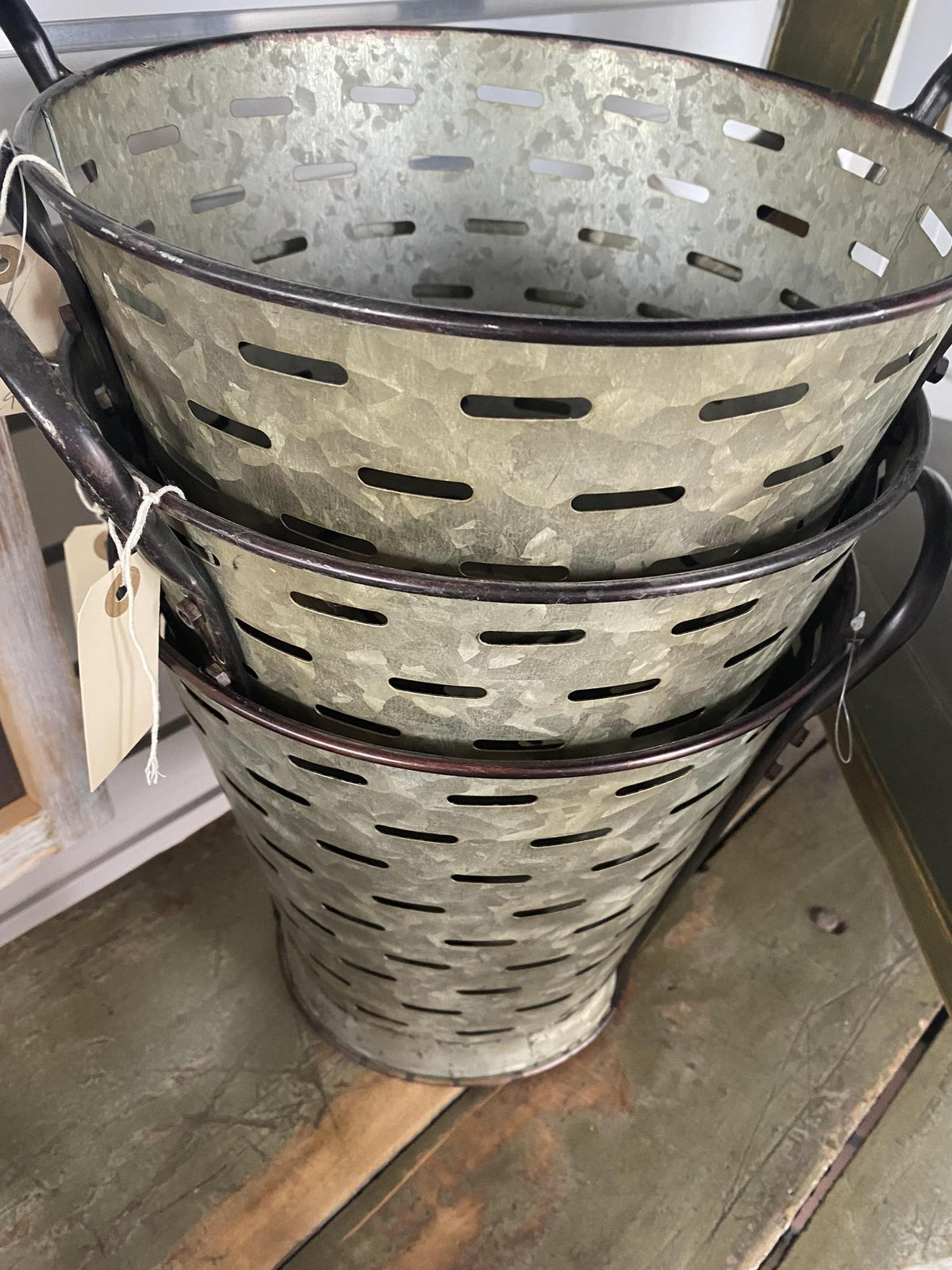 Med Grey Olive Bucket