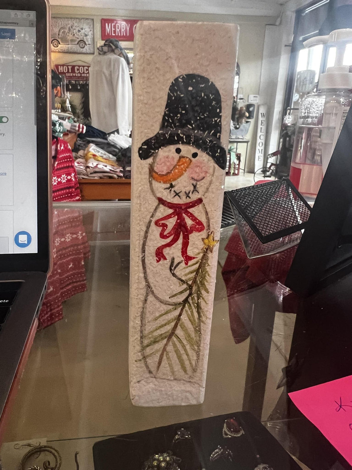 Med. Snowman an Block