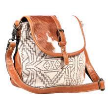 Myra Flappy Thingy Bag